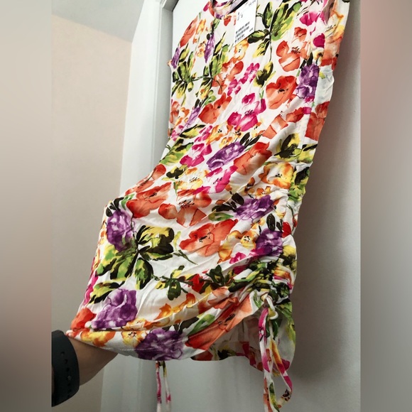 H&M Maternity floral T-shirt - Picture 3 of 3